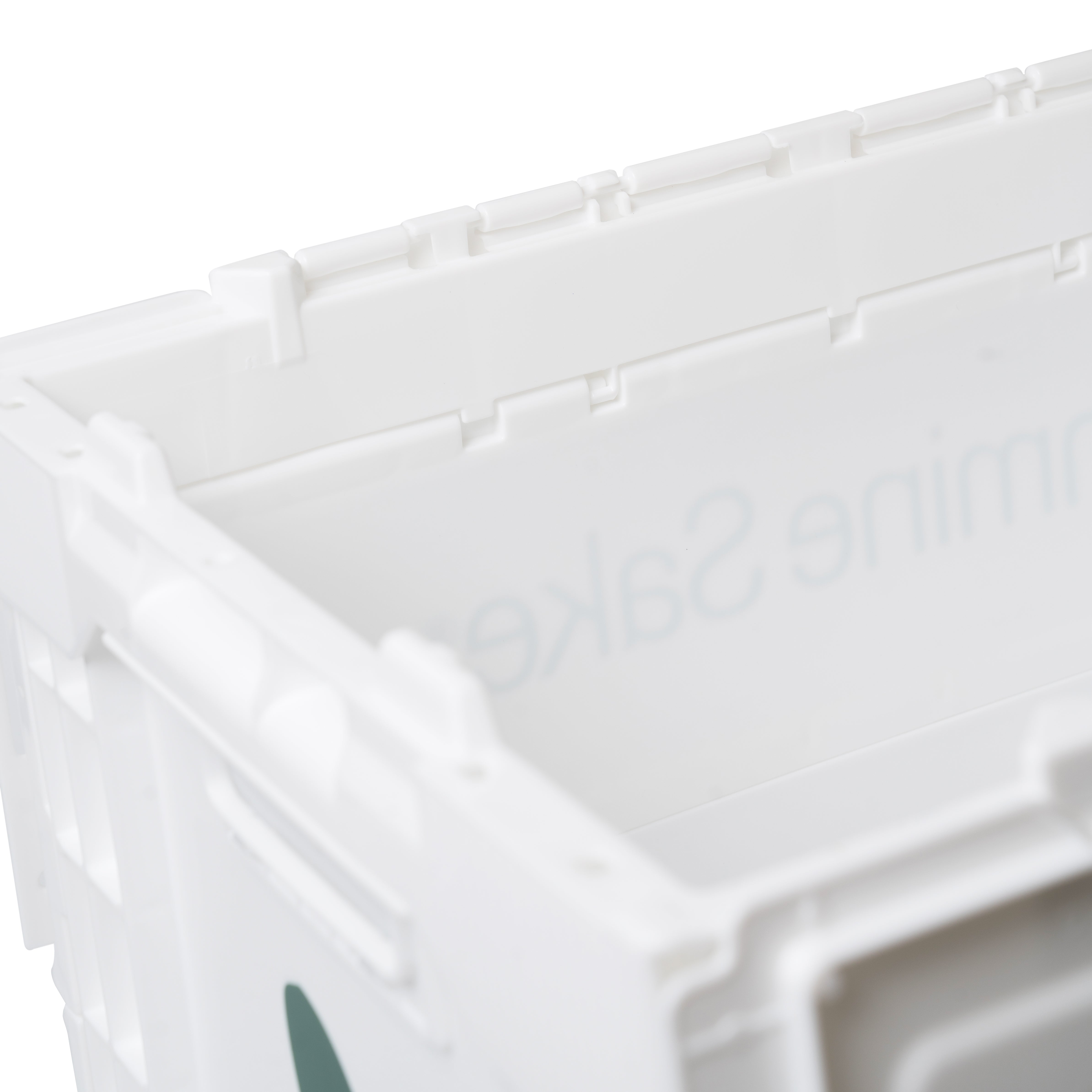 Ohmine Sake Container